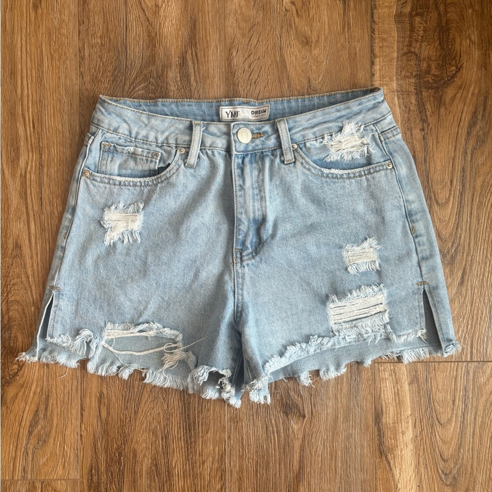 YMI Jeans Size 7 / 28 Light Wash Shorts
